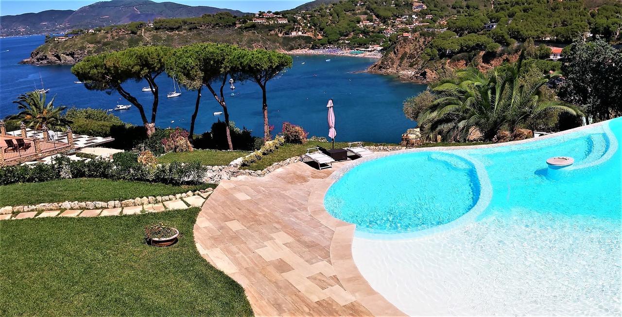 Aparthotel Cala Silente *